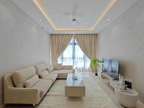范式公寓 - 由安特勒宗管理 (Paradigm Residence by Antlerzone) in 坦馬坡伊