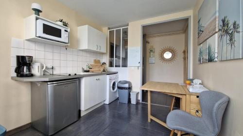 Essentiel et Intemporel Lyon 8 Appartement Confort avec Chambre Parking et Fibre, Lyon (fotografie 4)