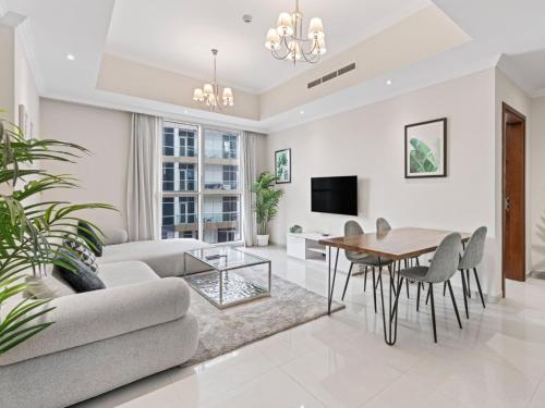 Urban Chic- Stylish 1BR Stay in Dunya Tower, Dubaj (fotografie 4)