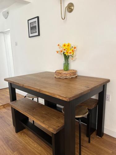 2 Brook Cottage, Sotterley Estate in بيكليس