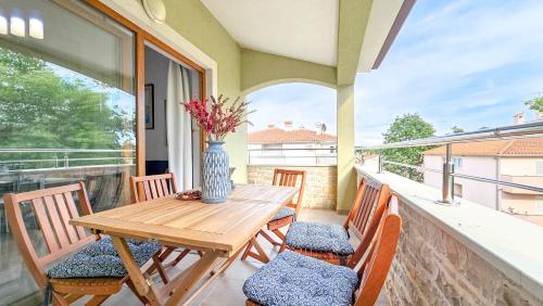 شرفة/ تراس, Fabiola in Karigador