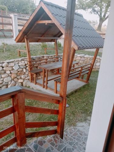 Casa din Deal Isverna Mehedinți (Casa din Deal Isverna Mehedinti) in Szörényvár