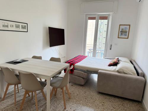 Piramide-Ostiense Two Bedroom Apartment, Rome (photo 2)