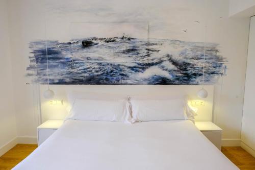 Double Room image 7