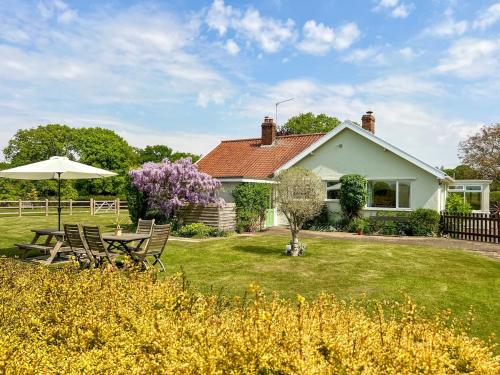 Viesnīcas āriene, Larks Rise Farmhouse - Norfolk Holiday Cottage in Weston Longville