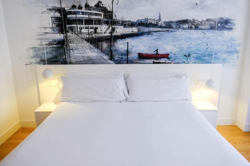 Double Room image 10