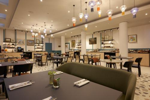 Food and beverages, Hotel Indigo Verona - Grand Hotel Des Arts By IHG in Verona