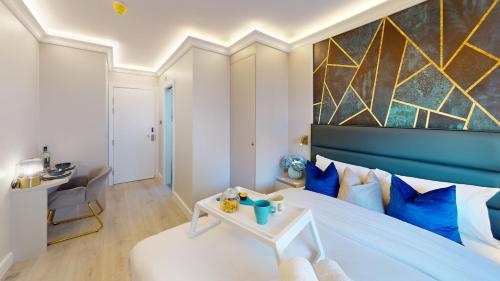 Brand New Studio Apartment, London