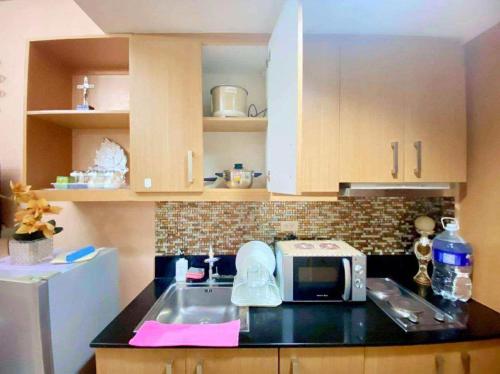 1528-1br-1bed-1sofa bed 1pull out pool view with balcony, Manila