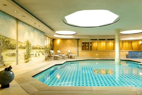 Swimming pool, Hotel Aarnhoog in Keitum