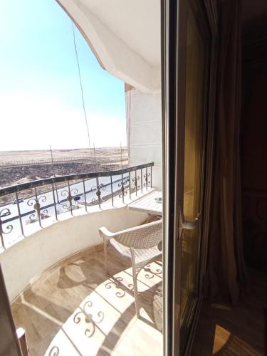 Atlantis Pyramids Inn 4