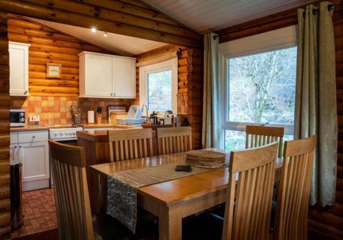 кухня, Longay Lodge in Плоктон