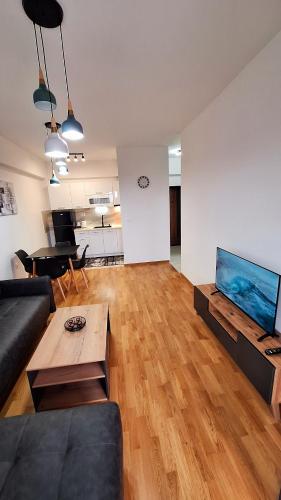 Kjara Apartment-Airport in Petrovec