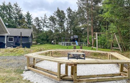 Vista exterior, Lovely Home In Blåvand With Kitchen (Lovely Home In Blavand With Kitchen) in Oksby