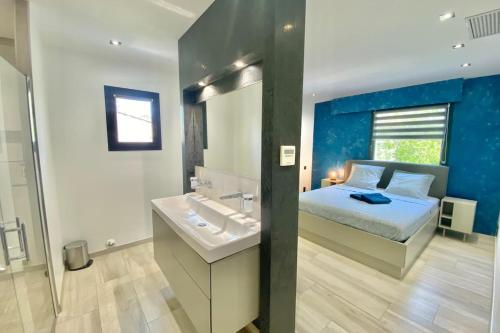 House 6p with private pool in Frejus near Les Delices de la Mer