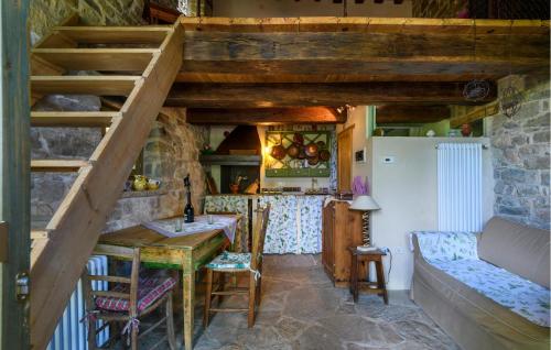 Konyha, 1 Bedroom Nice Home In Villagrande Di Monteco in Montecopiolo