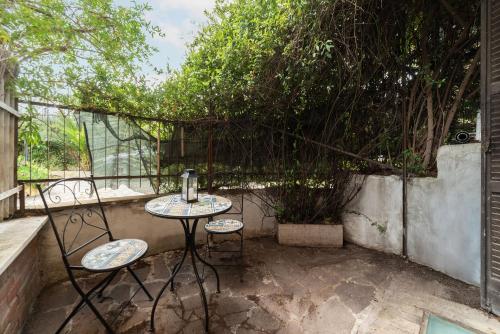 GuestHost - Comfy Apartment near Vatican City!, Roma (foto 2)
