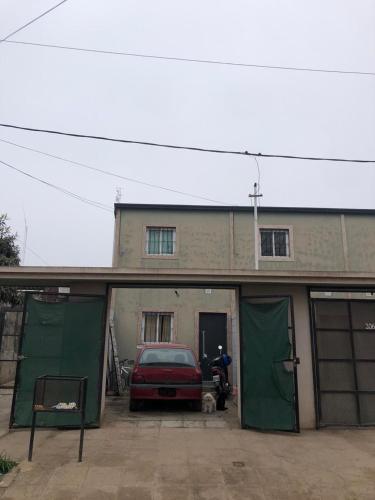Depto amplio con entrada para auto, calefaccionado