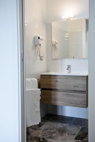 Affittacamere Miramare Room Type - Deluxe Double Room with Balcony and Sea View