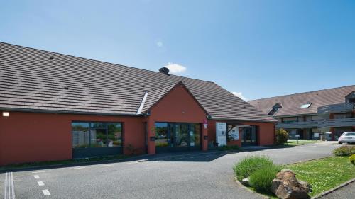 Campanile NATURE - Dreux in Dreux