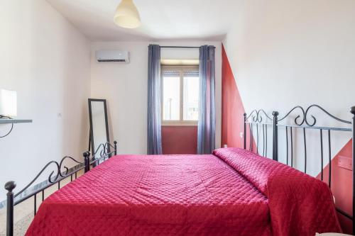 Three large bedrooms for six people Rome downtown apartment, Рим (фото 6)