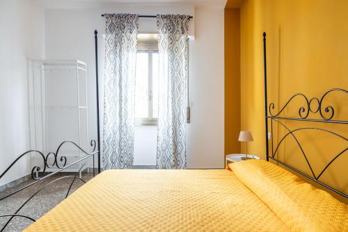 Three large bedrooms for six people Rome downtown apartment, Рим (фото 7)
