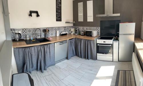 Kitchen, La Coliniere Sambin in Sambin