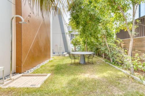World Class Luxurious 6 BDR Villa In Palm Jumeriah - image 13