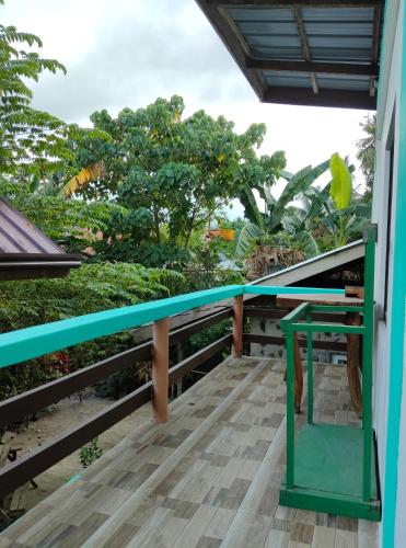 Shenamae Pension and Apartelle in San Vicente