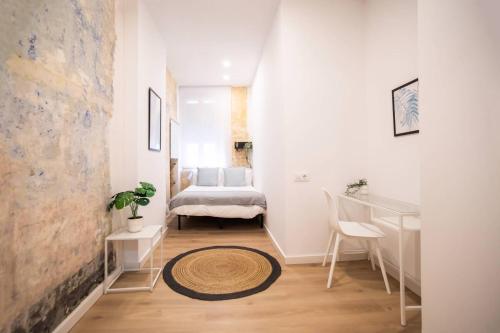 12Ara1093- New & Spacious 3BR Flat, Barcelona