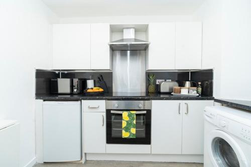 Studio flat in Dundee in Coldside