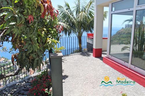 OurMadeira - Casa do Júlio, Calheta beach view, Calheta (foto 7)