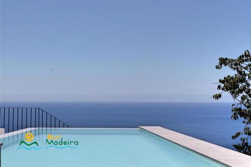 OurMadeira - Casa do Júlio, Calheta beach view, Calheta (foto 3)