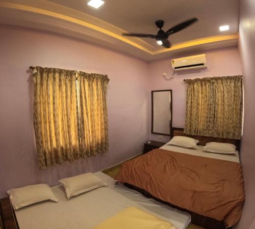 1 queen bed
