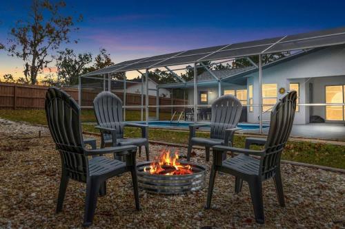 Spring Hill, 4 Bedroom, Pool, Golf Course! in Weeki Wachee (FL)