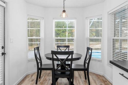 Spring Hill, 4 Bedroom, Pool, Golf Course! in Weeki Wachee (FL)