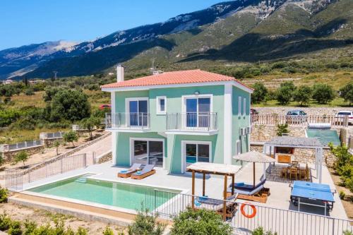 Oprema, Villa Prasino by Villa Plus in Elios Proni