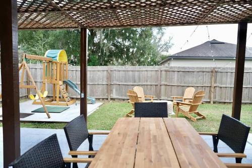 Brooksville Retreat! 3 Bed, 2 Bath! in Brooksville (FL)