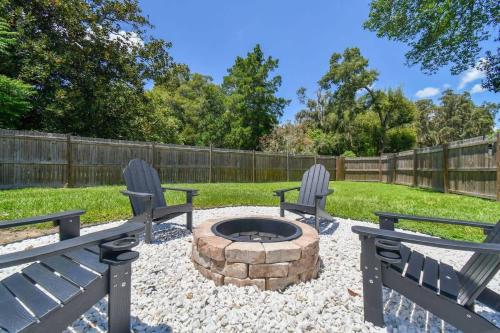 Comfortable Home in Dade City! in Dade City (FL)