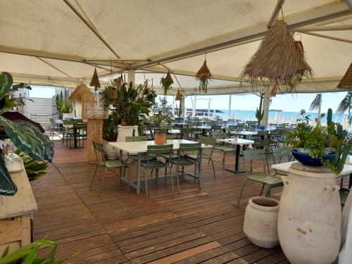 Restaurant, Camping l'Escale Mobil'home Giana in Agde