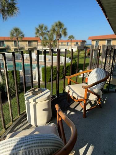 Poolside Oceanview Retro Bliss
