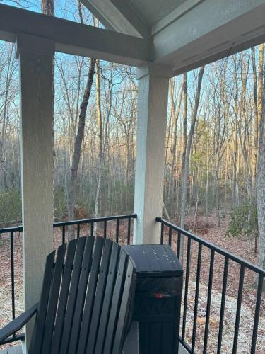 Mount Crumpit 775 - A Petite Paradise - image 4