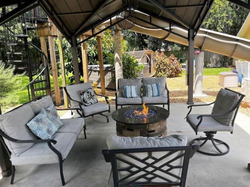 High end beds, SPA, Sauna, Pool in Lutz (FL)