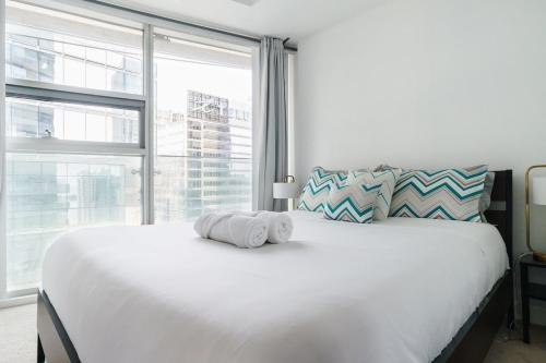 Waterfront 1 Bdr, 2bed, CN Tower, Parking 4 guests – khách sạn tại Khu Trước Cảng