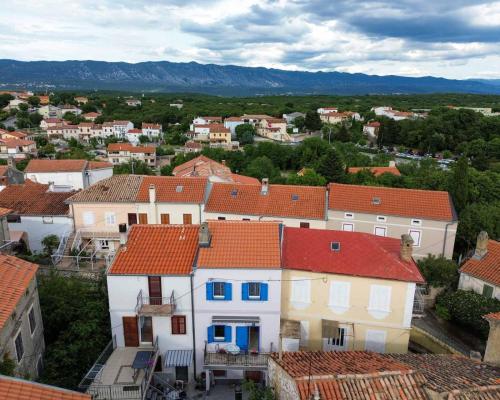 Kuća za odmor Iva (Kuca za odmor Iva) in โอมิซาลจ์