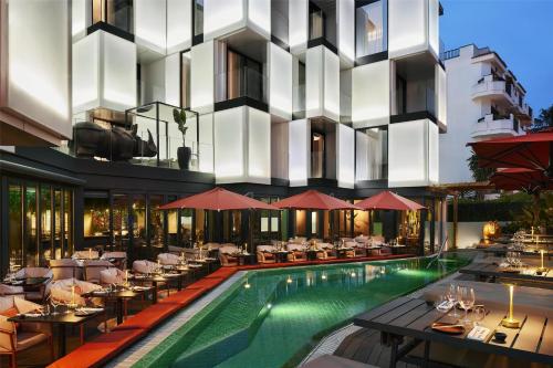 Sir Joan Hotel - image 7