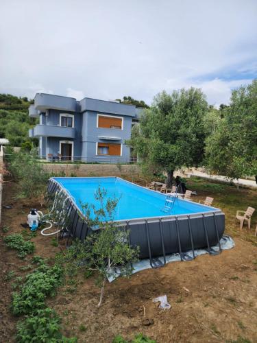 Vila Cano, Sarandë