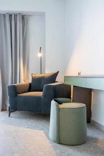 Double Room with Sea View image 6