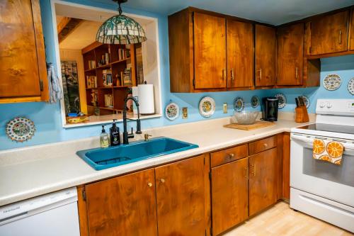 Bohemian Bungalow in Port Saint Lucie