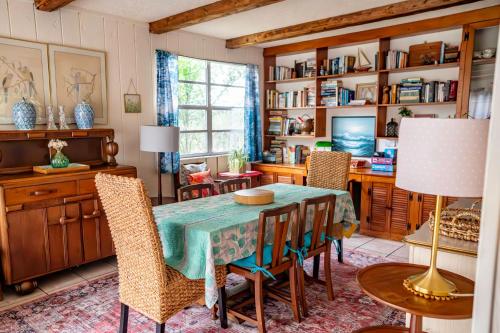 Bohemian Bungalow in Port Saint Lucie